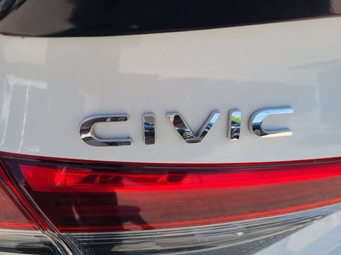 Used 2024 Honda Civic Sport image 32
