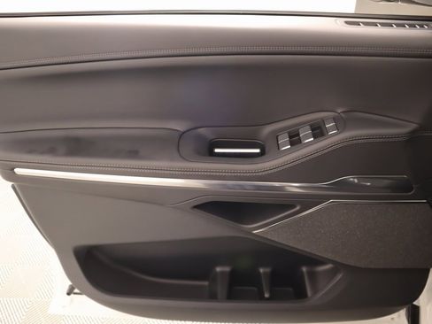 New 2025 Lincoln Navigator Reserve w/ Jet Appearance Package image 16