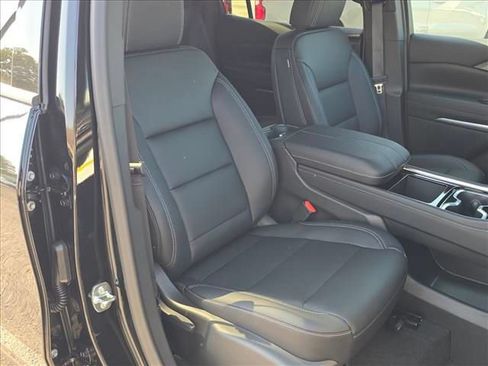 New 2026 Chevrolet Traverse LT w/ Driver Confidence Package FWD image 15