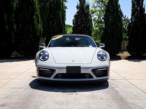 Used 2024 Porsche 911 Carrera 4 GTS AWD/4WD image 3