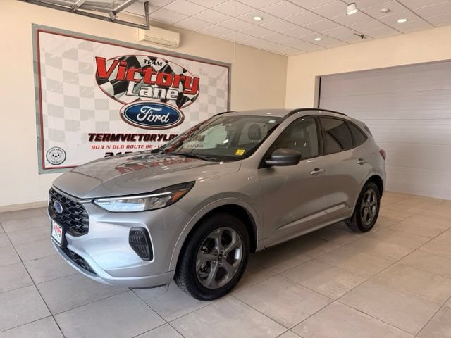 Used 2024 Ford Escape ST-Line AWD/4WD image 1