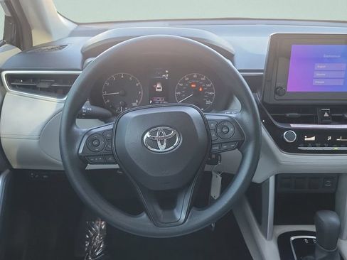 Certified 2024 Toyota Corolla Cross L FWD image 12