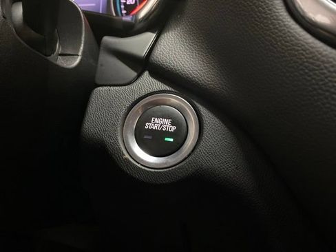 Used 2022 Chevrolet Equinox LT FWD image 41