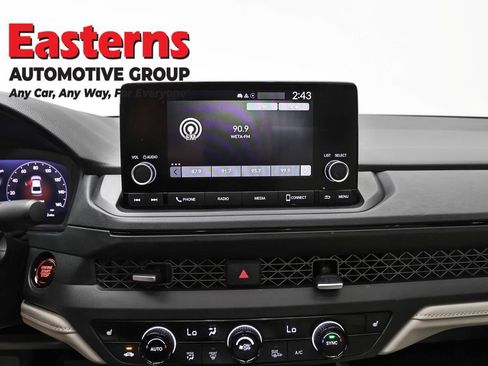 Used 2025 Honda Accord SE image 12