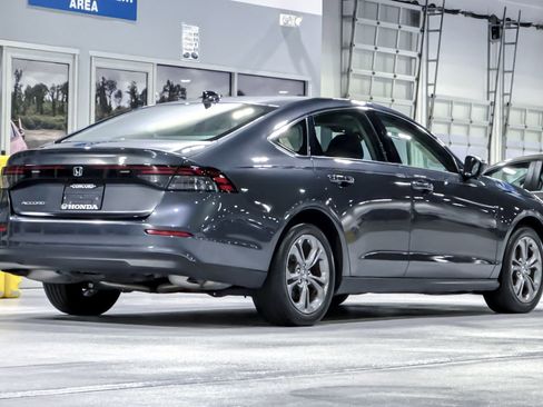 Used 2024 Honda Accord EX image 8