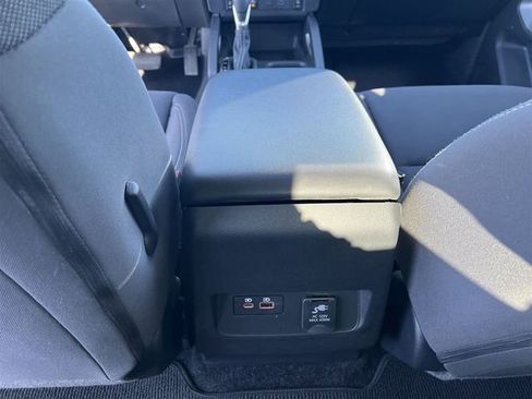 Used 2024 Nissan Frontier SV w/ SV Convenience Package AWD/4WD image 23