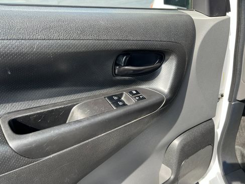 Used 2020 Nissan NV200 SV w/ Sliding Glass Door Package image 35