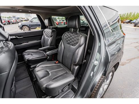 Used 2021 Hyundai Palisade Limited image 24