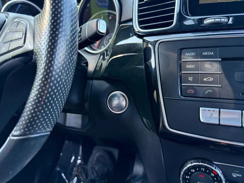 Used 2018 Mercedes-Benz GLE 350 image 34