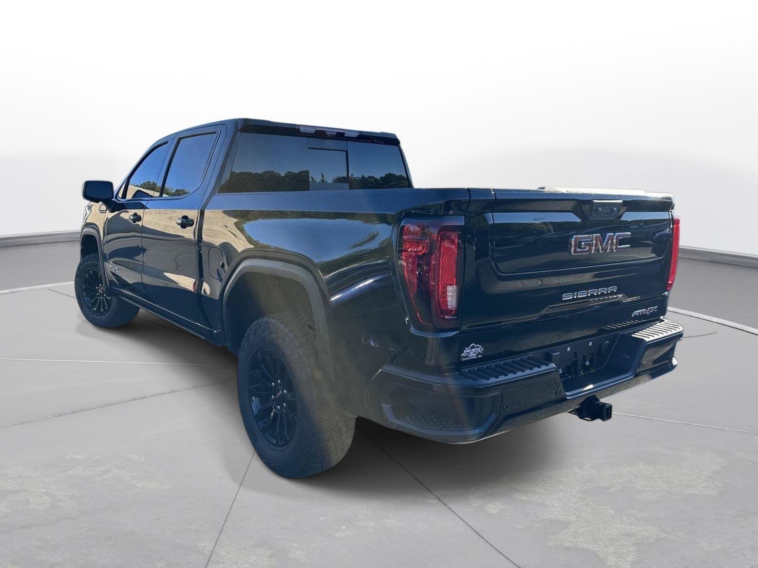 Used 2023 GMC Sierra 1500 AT4X AWD/4WD image 8