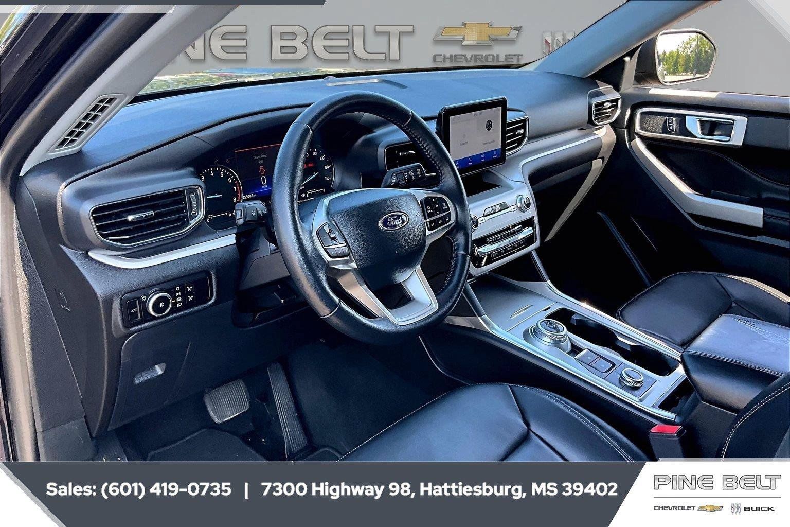 Used 2023 Ford Explorer XLT w/ Equipment Group 202A AWD/4WD image 12