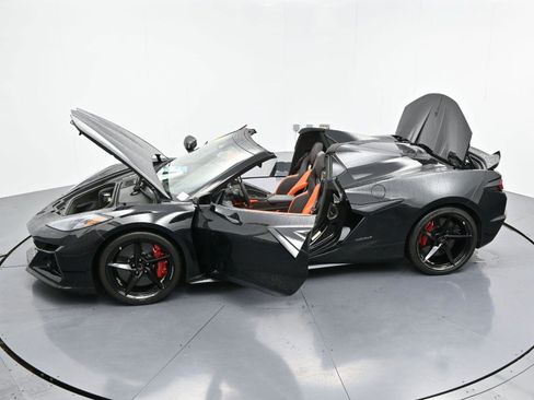 Used 2025 Chevrolet Corvette E-Ray w/ ZER Performance Package image 38