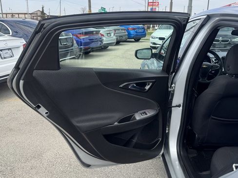 Used 2021 Chevrolet Malibu LT image 21