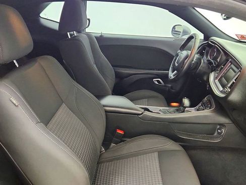Used 2017 Dodge Challenger R/T RWD image 22