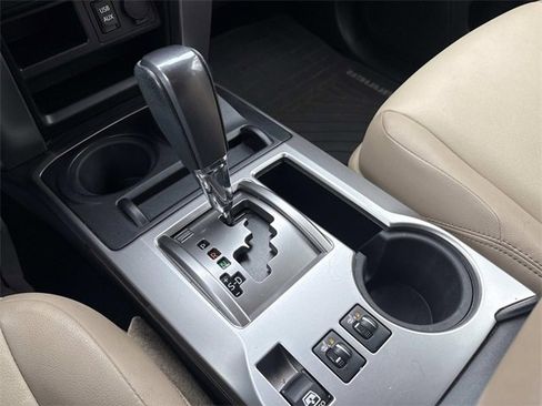 Used 2016 Toyota 4Runner SR5 Premium image 34