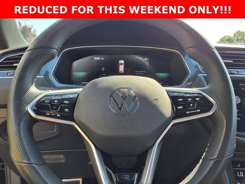 Used 2024 Volkswagen Tiguan SE R-Line image 20