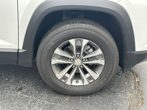 New 2026 Chevrolet Equinox LT image 13