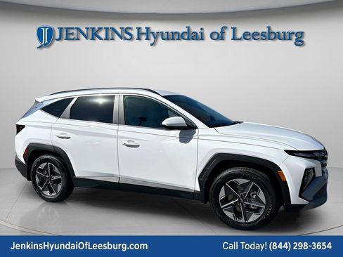 New 2026 Hyundai Tucson SEL image 2