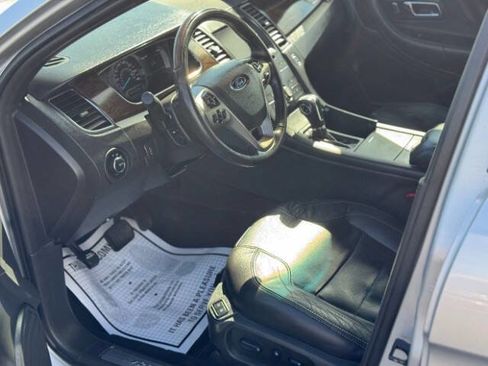 Used 2015 Ford Taurus Limited image 11