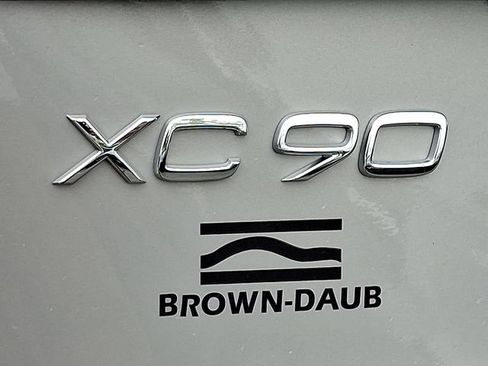 Used 2023 Volvo XC90 B6 Ultimate w/ Protection Package Premier AWD/4WD image 29