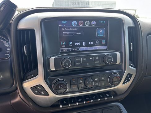 Used 2018 GMC Sierra 2500 SLT w/ Duramax Plus Package AWD/4WD image 14