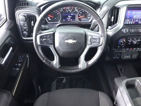 Used 2021 Chevrolet Silverado 1500 LT w/ Convenience Package II image 34