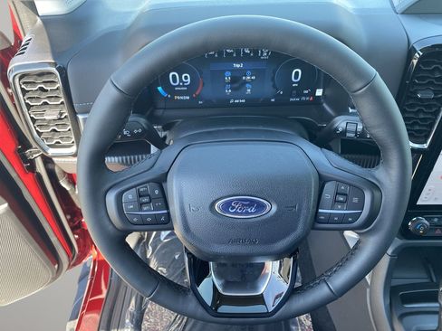 New 2026 Ford Ranger Lariat w/ Chrome Accent Package image 31