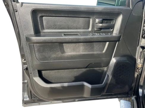 Used 2019 RAM 1500 Express w/ Express Value Package image 11