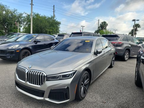 Used 2020 BMW 740i xDrive w/ M Sport Package AWD/4WD image 1
