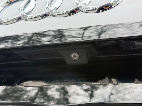 Used 2018 Audi A4 2.0T Ultra Premium Plus w/ Premium Plus Package image 10