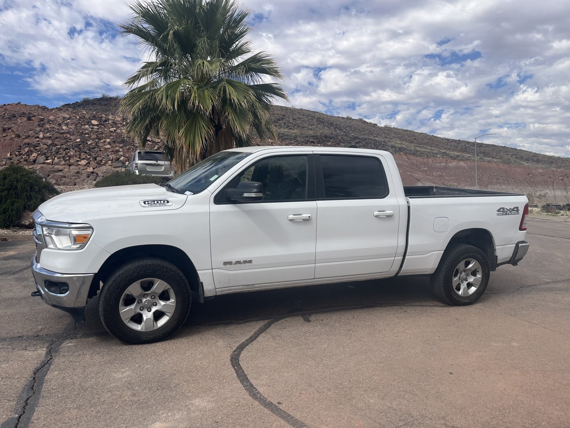 Used 2022 RAM 1500 Big Horn AWD/4WD image 7