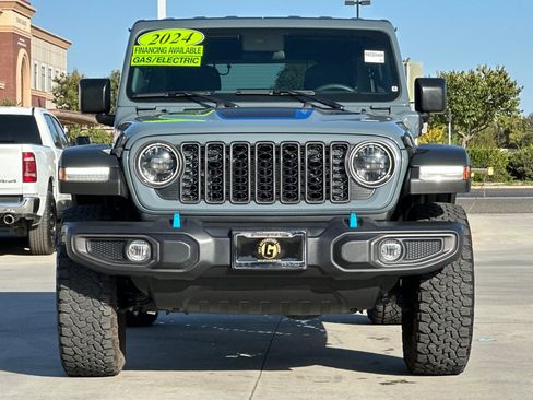 Used 2024 Jeep Wrangler Unlimited Rubicon 4xe image 9