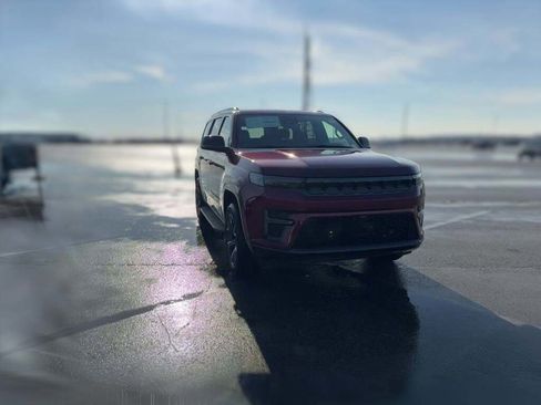 New 2026 Jeep Grand Wagoneer Limited image 17