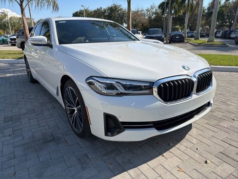 Certified 2023 BMW 540i w/ Convenience Package image 21