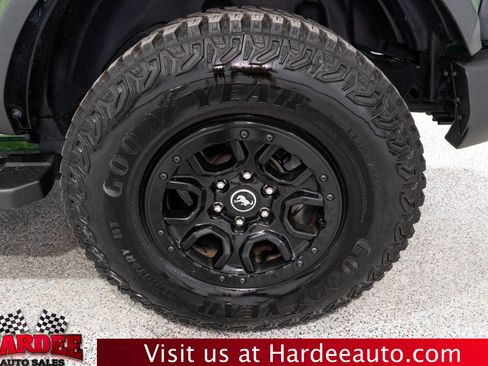 Used 2023 Ford Bronco Wildtrak AWD/4WD image 10