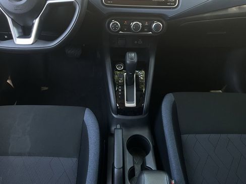 Used 2025 Nissan Versa SV FWD image 13
