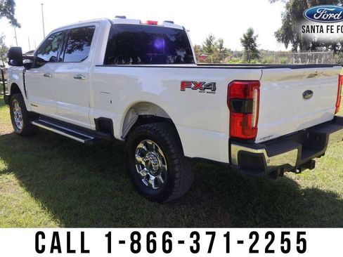 Used 2023 Ford F250 Lariat w/ Chrome Package image 4