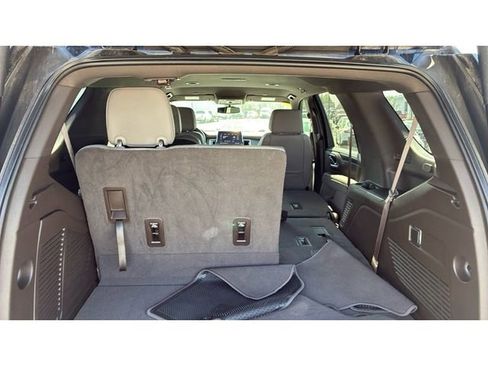 Used 2021 Chevrolet Tahoe Z71 AWD/4WD image 8