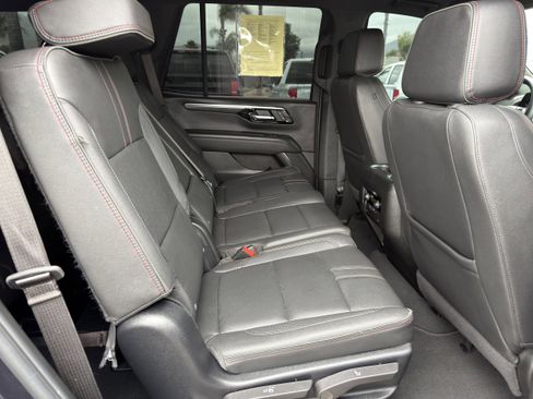 Used 2025 Chevrolet Tahoe RST RWD image 12