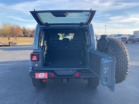 New 2026 Jeep Wrangler Unlimited Rubicon w/ Safety Group image 37