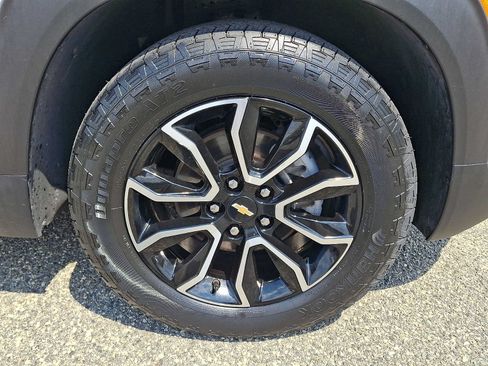 Certified 2023 Chevrolet TrailBlazer ACTIV w/ Sun and Liftgate Package FWD image 8