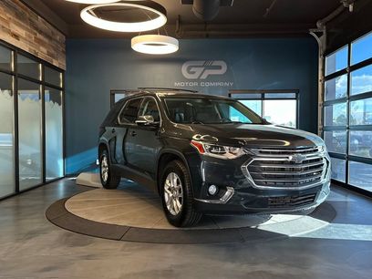 Used 2020 Chevrolet Traverse LT