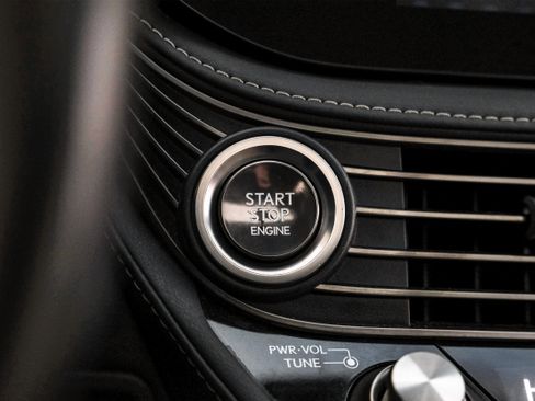 Used 2021 Lexus LS 500 w/ Accessory Package (Z1) image 21