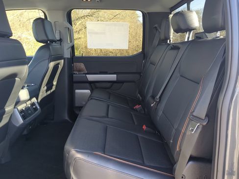 New 2026 Ford F250 Lariat w/ Lariat Premium Package AWD/4WD image 12