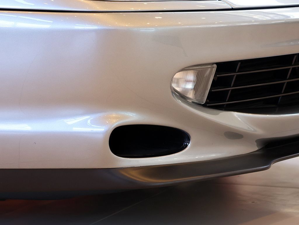 Used 1999 Ferrari 550 Maranello Coupe RWD image 14