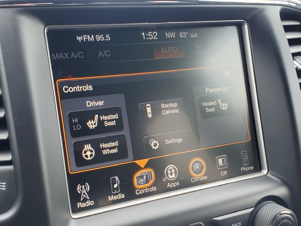 Used 2017 Jeep Grand Cherokee Altitude AWD/4WD image 17