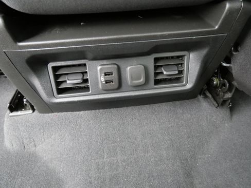 Used 2019 Chevrolet Silverado 1500 RST AWD/4WD image 16