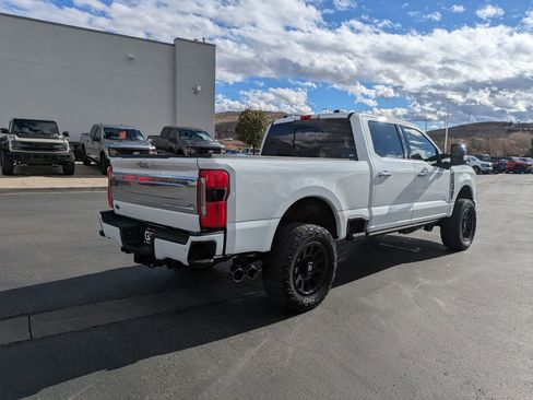 Used 2024 Ford F350 Platinum w/ FX4 Off-Road Package image 3