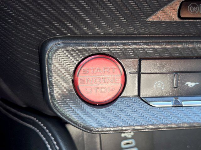 Used 2025 Ford Mustang GT Premium RWD image 34