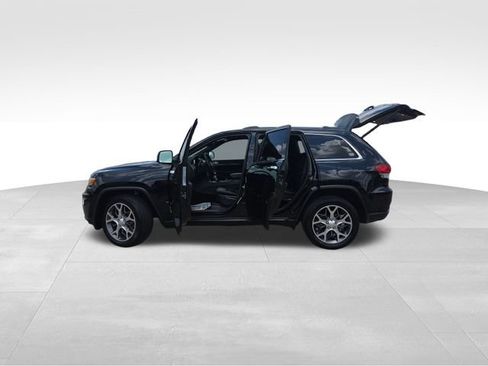 Used 2020 Jeep Grand Cherokee Limited AWD/4WD image 38